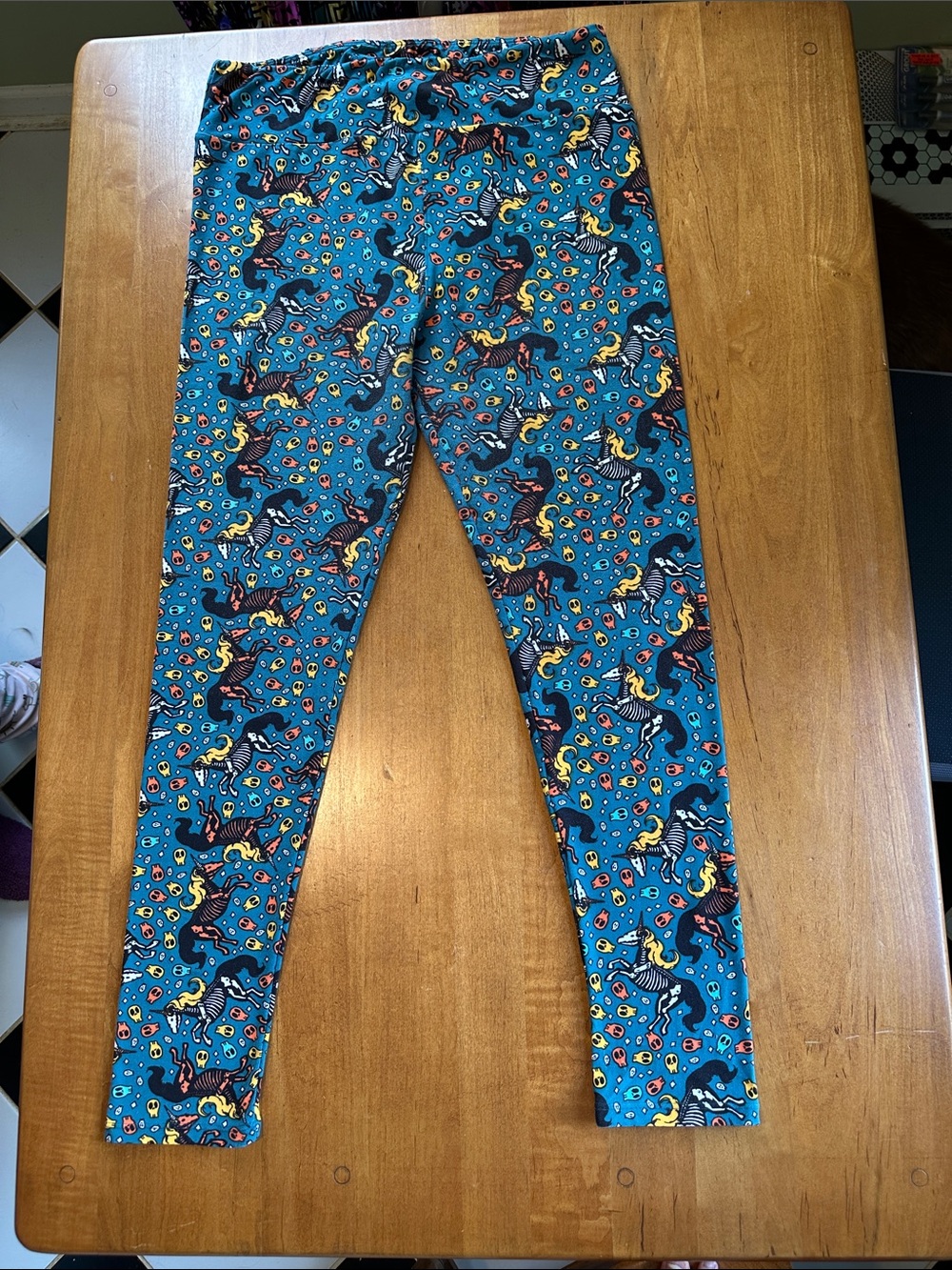 LuLaRoe Teal Unicorn Print Leggings